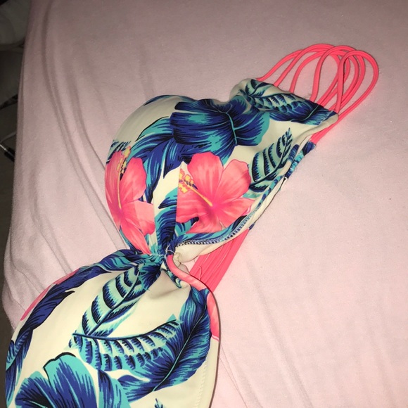 Floral, strapless, bikini top - Picture 5 of 5